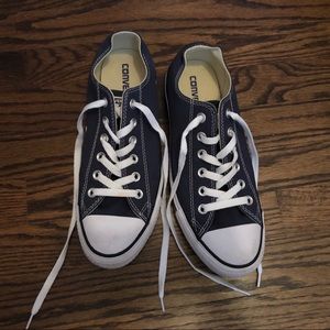 navy blue converse